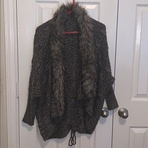 Xoxo Collar faux fur 🐺